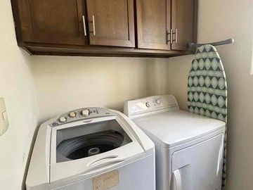 Más Espacio para tu Familia en El Tezal | 3 Recámaras | Amueblada | Cochera Eléctrica | $43,000