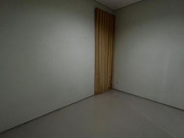 Dijual/Disewakan Rumah Northwest Park Jalan Utama Cluster