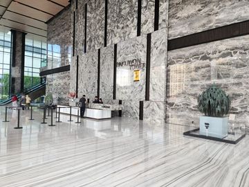 Sewa Office Pakuwon Tower Jakarta 1 Lantai Luas 2084 m2