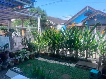 Rumah bagus di perumahan Arcamanik Endah Bandung