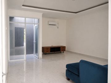 Rumah 2LT Over Kredit GDC New Anggrek 2 Depok sisa 9 Thn lg dkt Stasiun