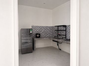 Rumah 2LT Over Kredit GDC New Anggrek 2 Depok sisa 9 Thn lg dkt Stasiun