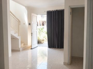 Rumah 2LT Over Kredit GDC New Anggrek 2 Depok sisa 9 Thn lg dkt Stasiun