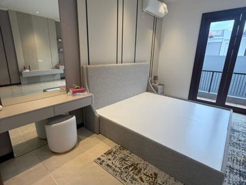 Full Renov & Interior Baru Mewah Rumah Graha Famili Blok Favorit
