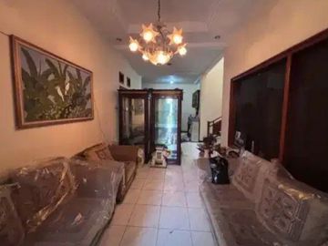 rumah bagus 2 lantai siap huni dekat sport jabar arcamanik bandung