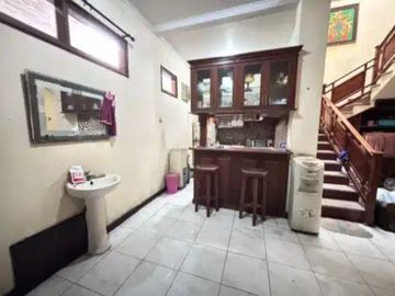 rumah bagus 2 lantai siap huni dekat sport jabar arcamanik bandung