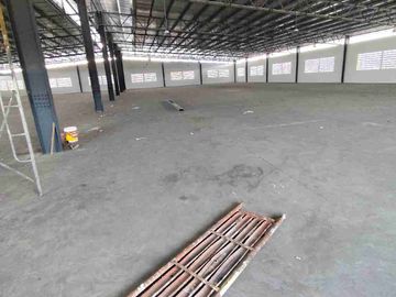 gudang besar siap pakai luas 4000meter 2lantai Tigaraksa tangerang