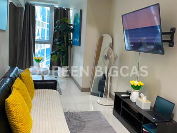 FOR RENT: 1 Bedroom 38sqm Condo in Uptown Parksuites Tower 1, BGC