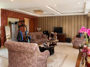 DIJUAL RUMAH SIAP HUNI  AREA NIAGA HIJAU PONDOK INDAH JAKARTA SELATAN