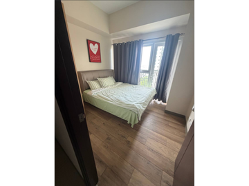 FOR RENT: 3 Bedroom + Maid’s Room 145sqm Semi-Furnished Condo in Paranaque - Bayshore Residential 2