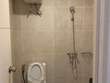 FORSALE APARTMENT TRILLIUM 1BR SIAP MASUK SURABAYA KOTA LA 404