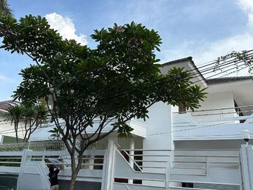 Rumah Siap Huni di Komplek Permata Hijau