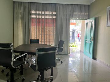 rumah murah cocok untuk tempat tinggal, kantor, lokasi dkt braga, alun alun kota bandung, di sayap sunda, riau, bandung tengah