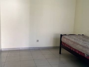 rumah murah cocok untuk tempat tinggal, kantor, lokasi dkt braga, alun alun kota bandung, di sayap sunda, riau, bandung tengah