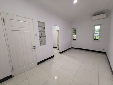 Dijual Rumah 2 Lantai Hadap Timur SHM Di PHG Saphire Gading Serpong
