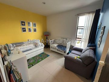Casa en Venta en Zibatá | Frente al Parque | Recámara en Planta Baja