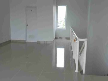 Disewakan ruko 3 lantai di North Sorrento Gading Serpong