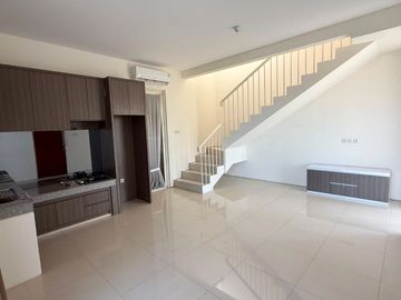 Rumah Royal Residence Surabaya Barat Siap Huni, One Gate System, Lingkungan Bagus