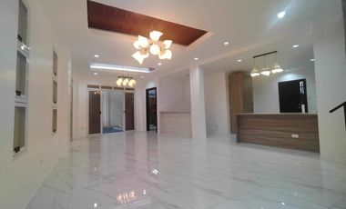 FOR SALE | House & Lot with Swimming Pool in Filinvest East, Eastville, Cainta
