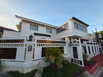 PREMIUM CORNER HOUSE & LOT FOR SALE (with private Hot Tub & Sauna)