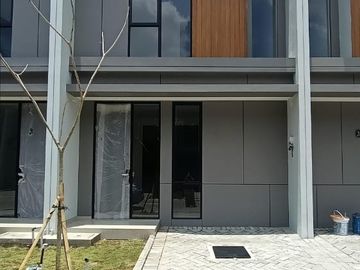 Rumah di Grand Eastern dekat Keputih, Araya, Klampis, Merr, Rungkut (DND)