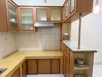 Dijual rumah 2lantai bebas banjir di Citra garden 2ext