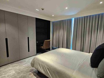 Newly Renovated 2 Bedroom Furnished with parking