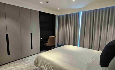 Newly Renovated 2 Bedroom Furnished with parking