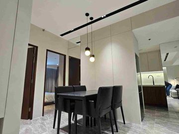 Newly Renovated 2 Bedroom Furnished with parking