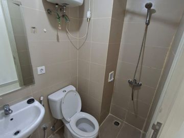 Studio Unfurnished Apartemen Madison Park - Mall Central Park