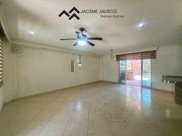 Casa en Renta o Venta Fraccionamiento Casa Fuerte, Tlajomulco de Zúñiga