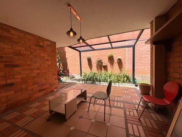 Casa en arriendo en La Doctora, Sabaneta