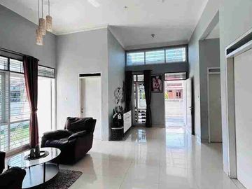 Rumah Hook Mewah di Antapani dkt Arcamanik