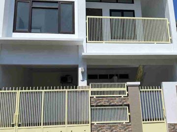Rumah Full Renovasi Lokasi Green Mansion Waru Sidoarjo
