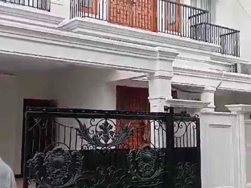 dijual rumah mewah dikebagusan 2