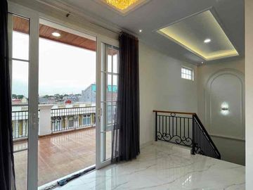 dijual rumah mewah dikebagusan 2
