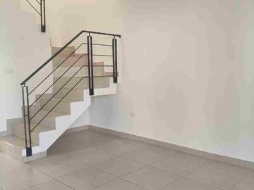CASA EN RENTA CELESTE RESIDENCIAL ZAKIA EL MARQUÉS QRO