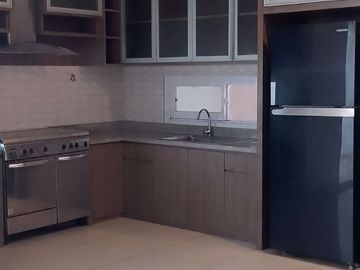 DiJual Rumah Exclusive Bangunan New classic Eropa 2 Lantai di Loka Indah Buncit Kalibata, Jakarta Selatan