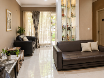 Dijual Rumah Siap Huni di CLuster Sutera Feronia Alam SUtera, Tangerang Selatan