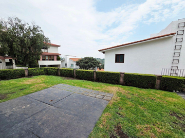 CASA EN VENTA EN FRACC. PRAGA PLAZA DEL CONDADO, ESTADO DE MEICO.