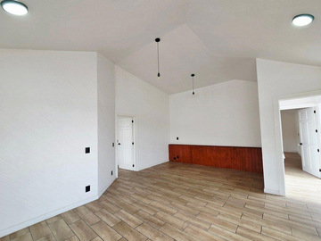 CASA EN VENTA EN FRACC. PRAGA PLAZA DEL CONDADO, ESTADO DE MEICO.