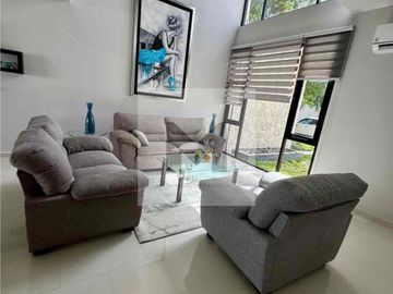Casa amueblada en renta en Aqua Residencial