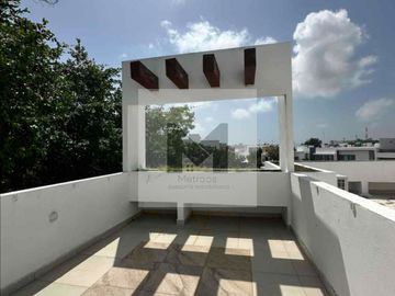 Casa amueblada en renta en Aqua Residencial