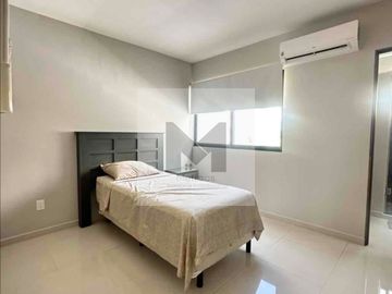 Casa amueblada en renta en Aqua Residencial