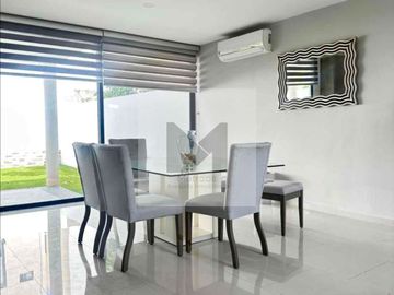 Casa amueblada en renta en Aqua Residencial
