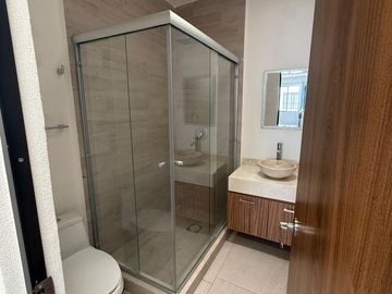 CASA EN VENTA EN FRACCIONAMIENTO EL DORADO, IDEAL PARA INVERSIÓN YA QUE CUENTA CON INQUILINO CON CONTRATO DE RENTA