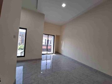 Rumah Siap Huni  Komplek Ampera Palace