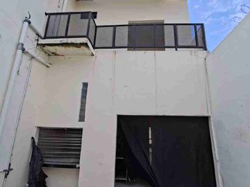 Rumah Siap Huni  Komplek Ampera Palace