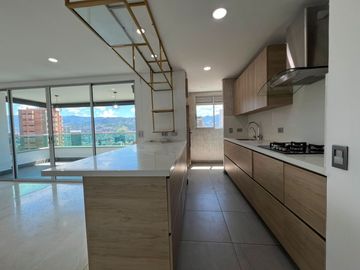 Apartamento en Arriendo en Los Parra, El Poblado