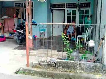 DI JUAL CEPAT RUMAH STRATEGIS PAS PINGGIR JALAN